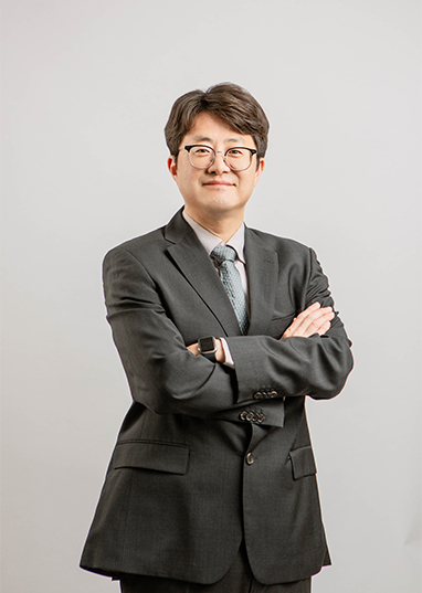 교수 사진